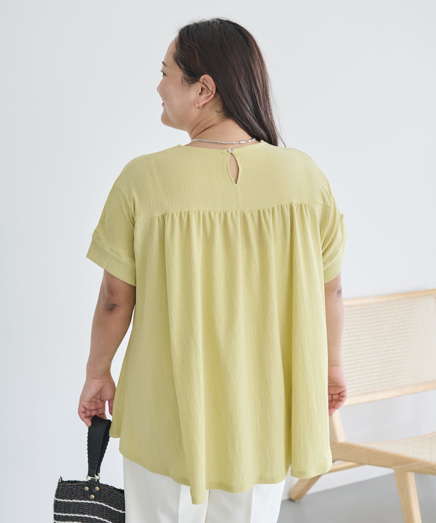 ライム　model:161cm 着用サイズ:3L