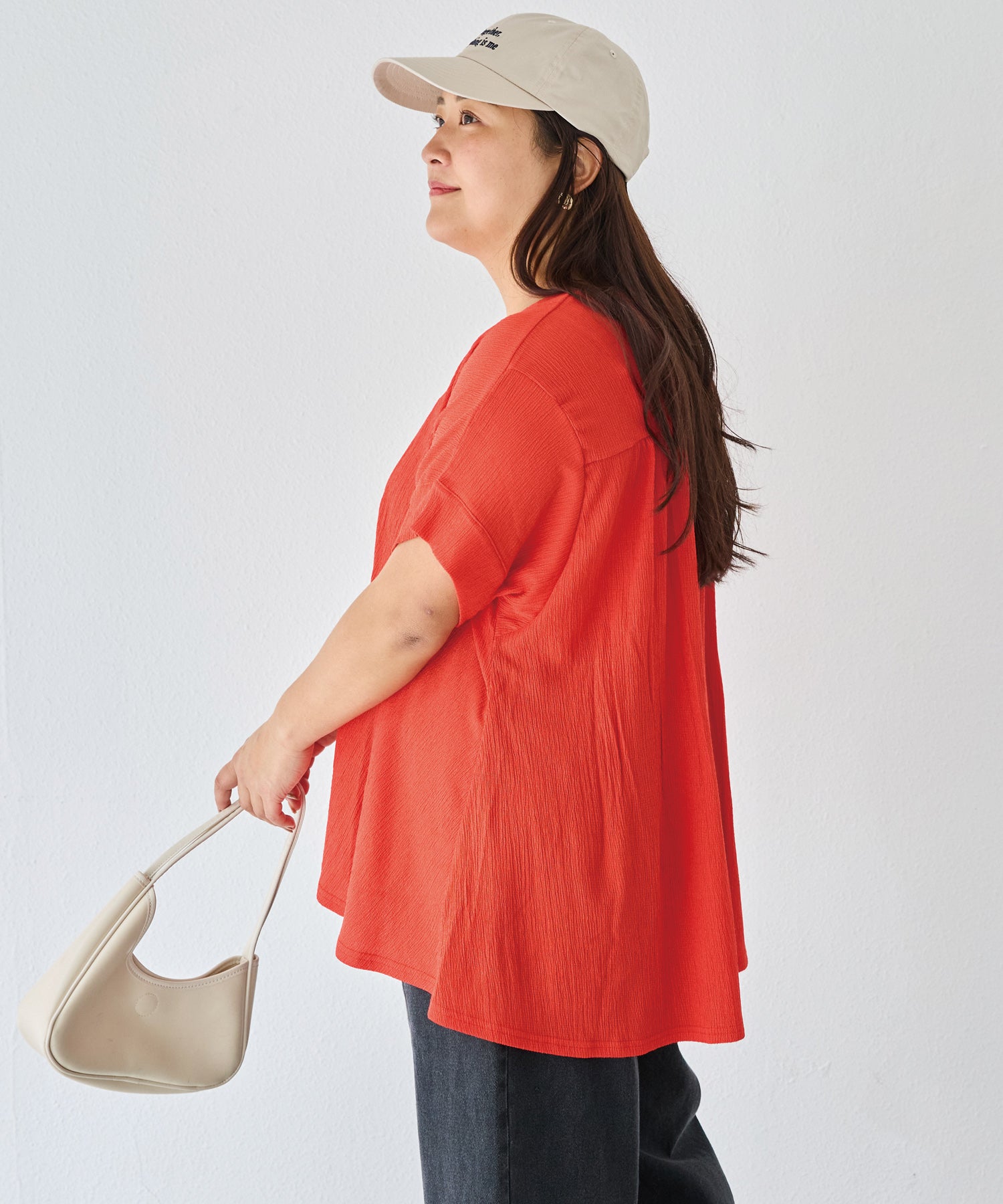 レッド　model:161cm 着用サイズ:3L