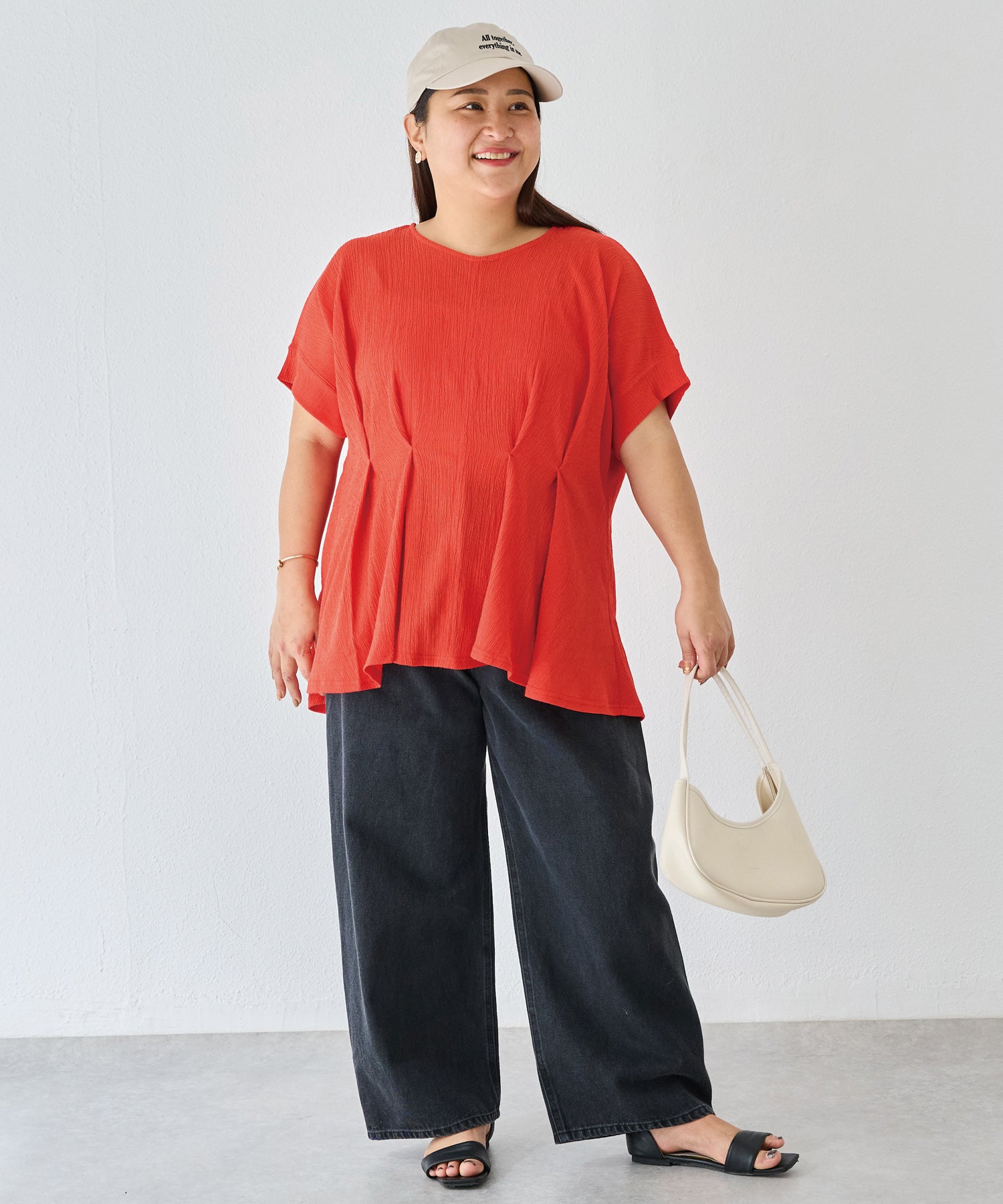 レッド　model:161cm 着用サイズ:3L