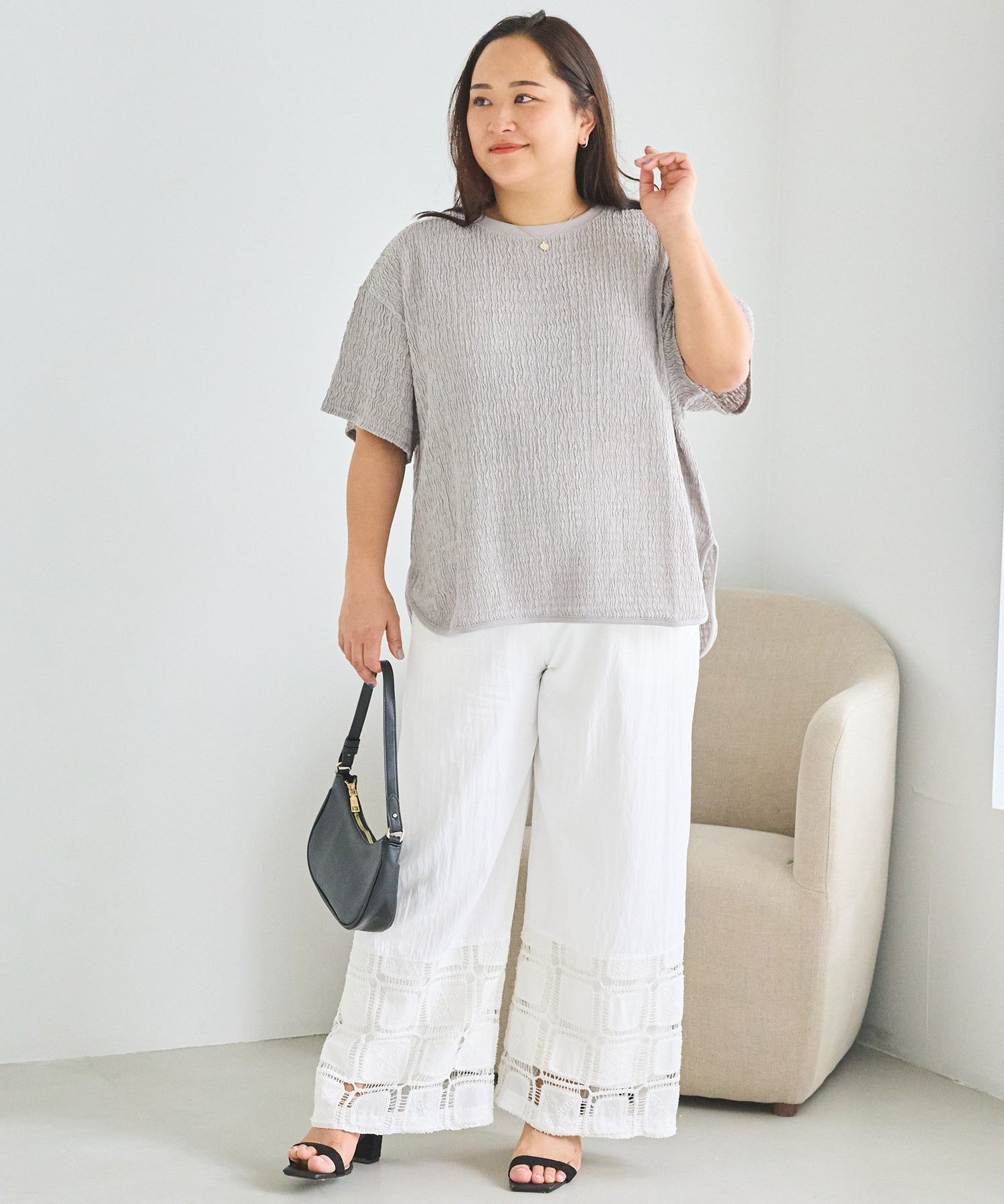グレー　model:161cm 着用サイズ:3L