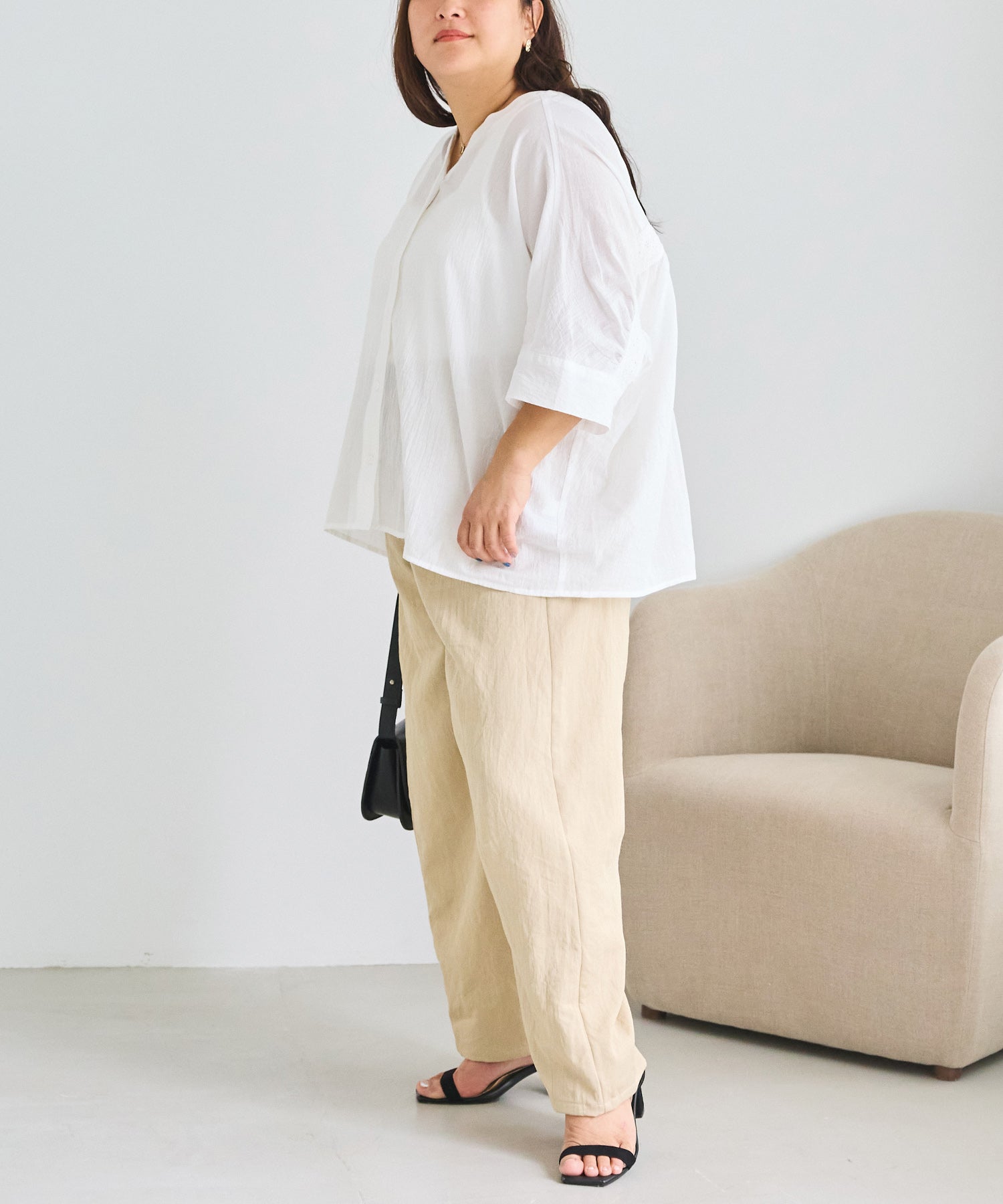 オフホワイト　model:161cm 着用サイズ:3L