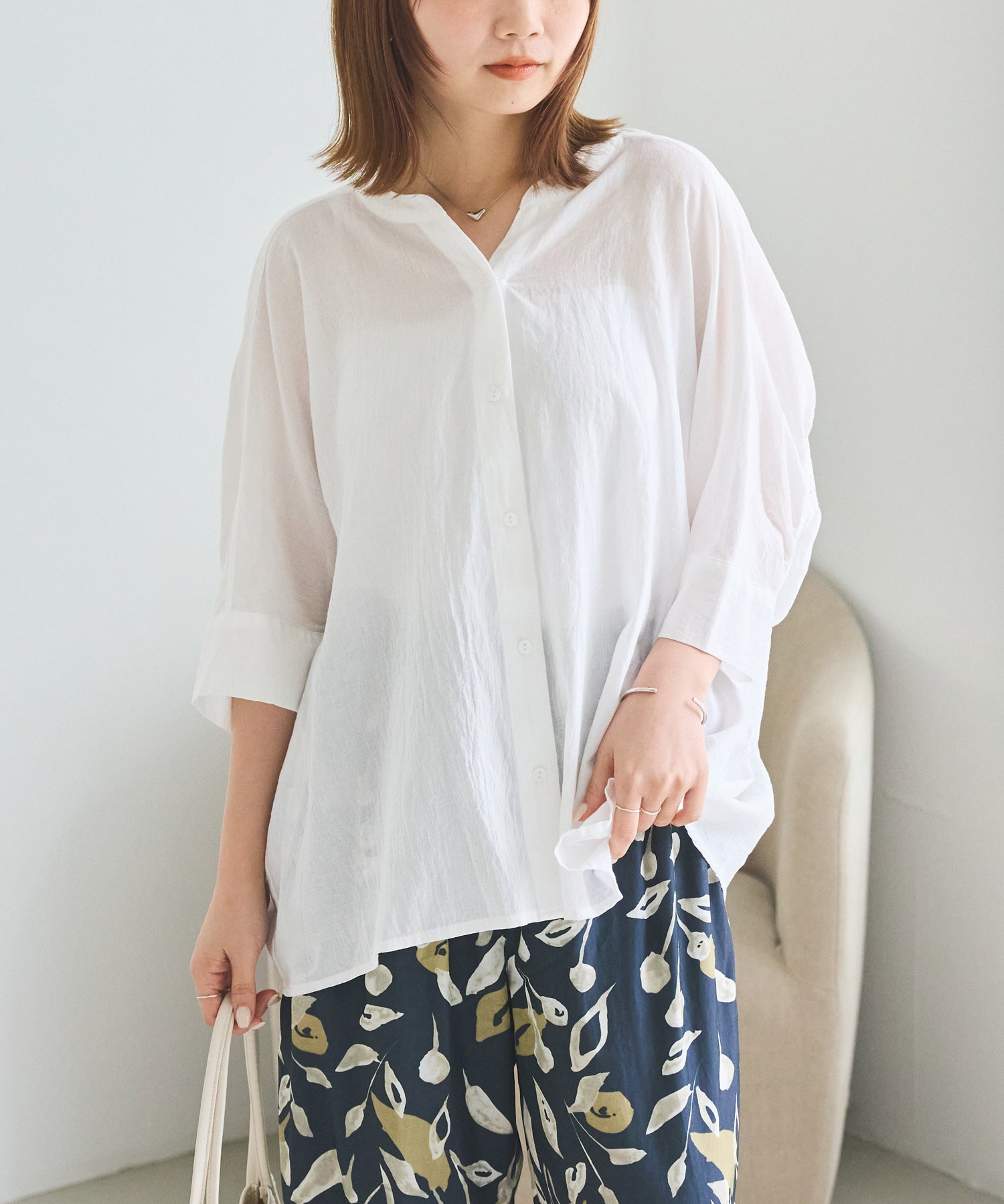 オフホワイト　model:156cm 着用サイズ:M