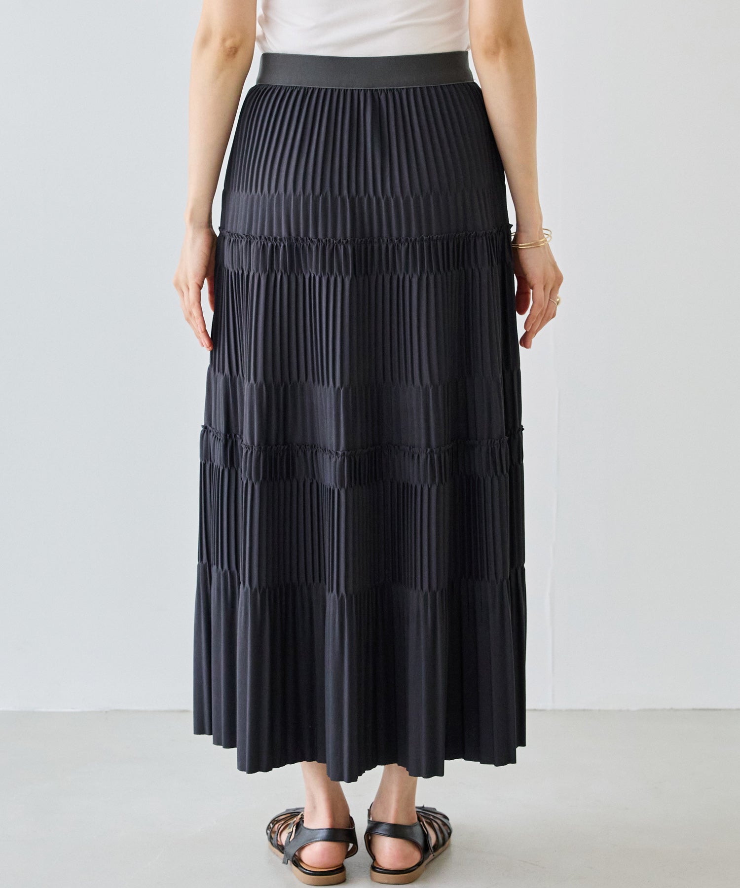 バック　model:163cm 着用サイズ:M