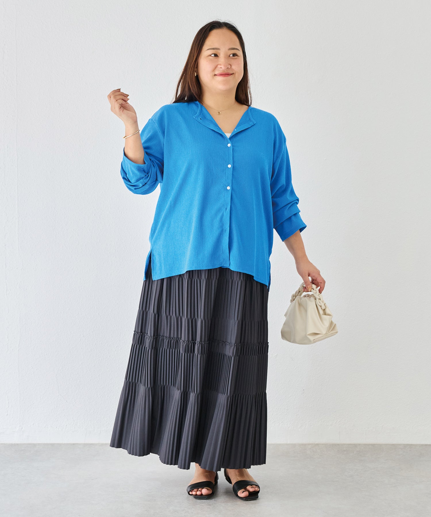 チャコールグレー　model:161cm 着用サイズ:3L