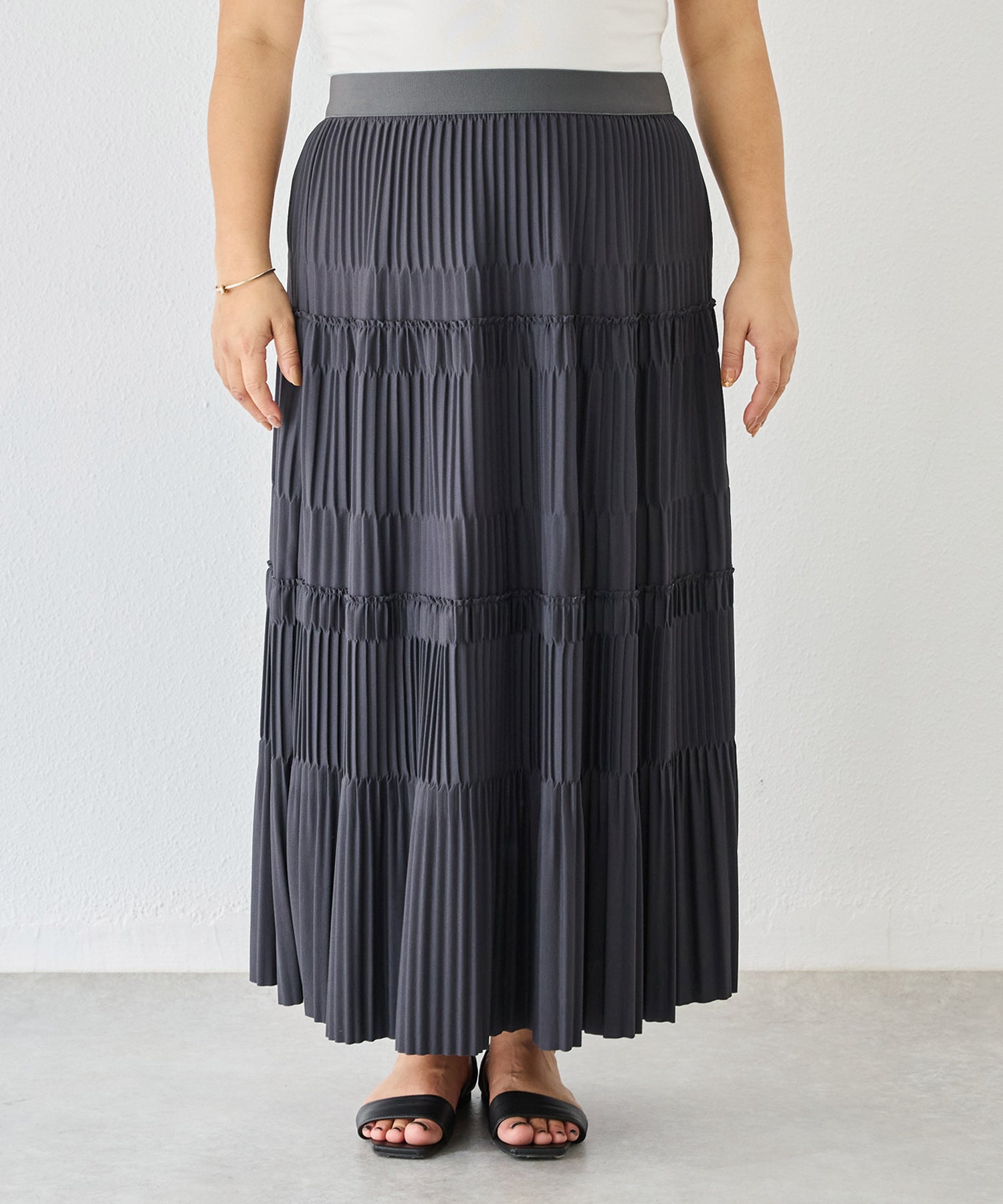 フロント　model:161cm 着用サイズ:3L