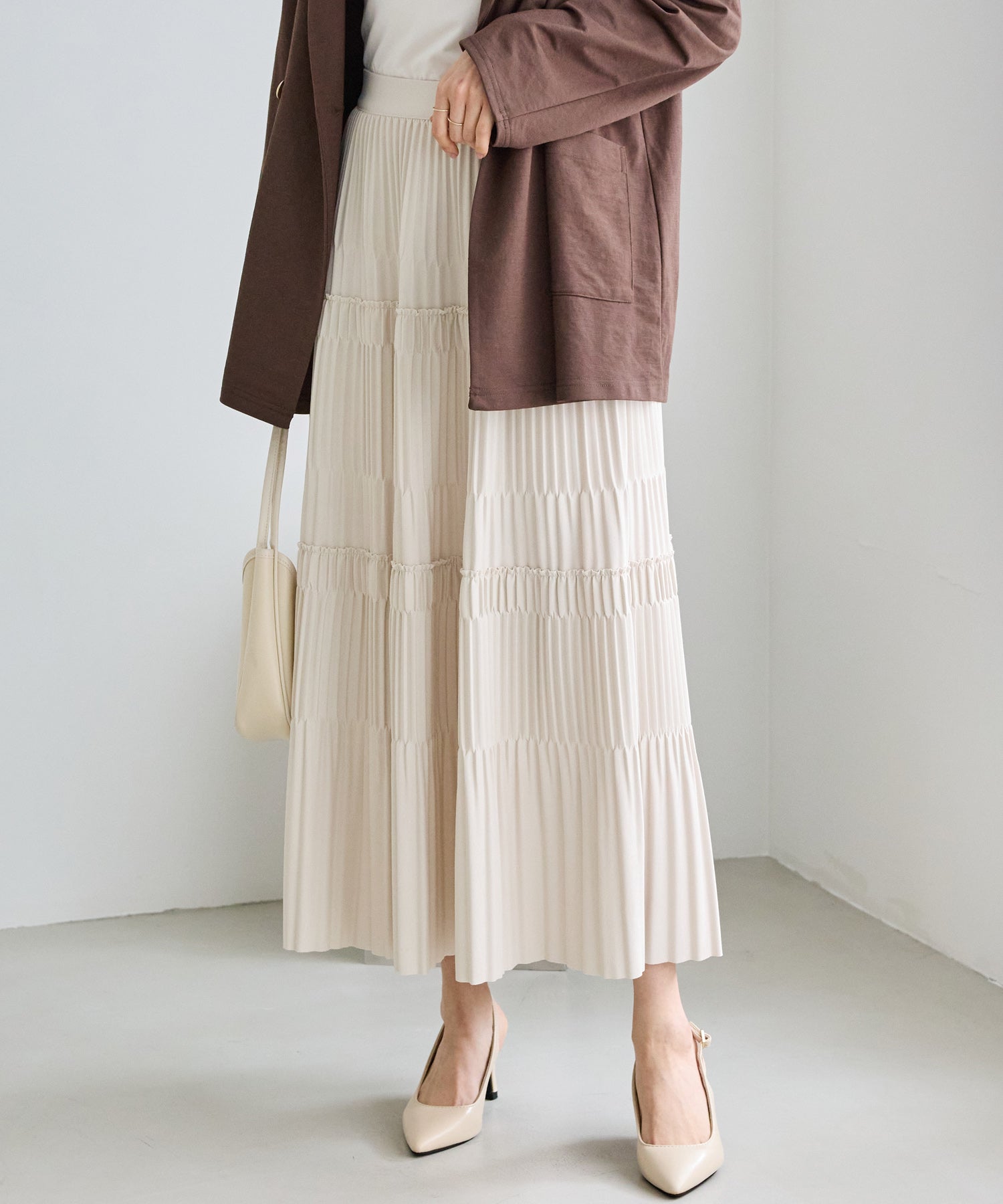 プリーツティアードロングスカート