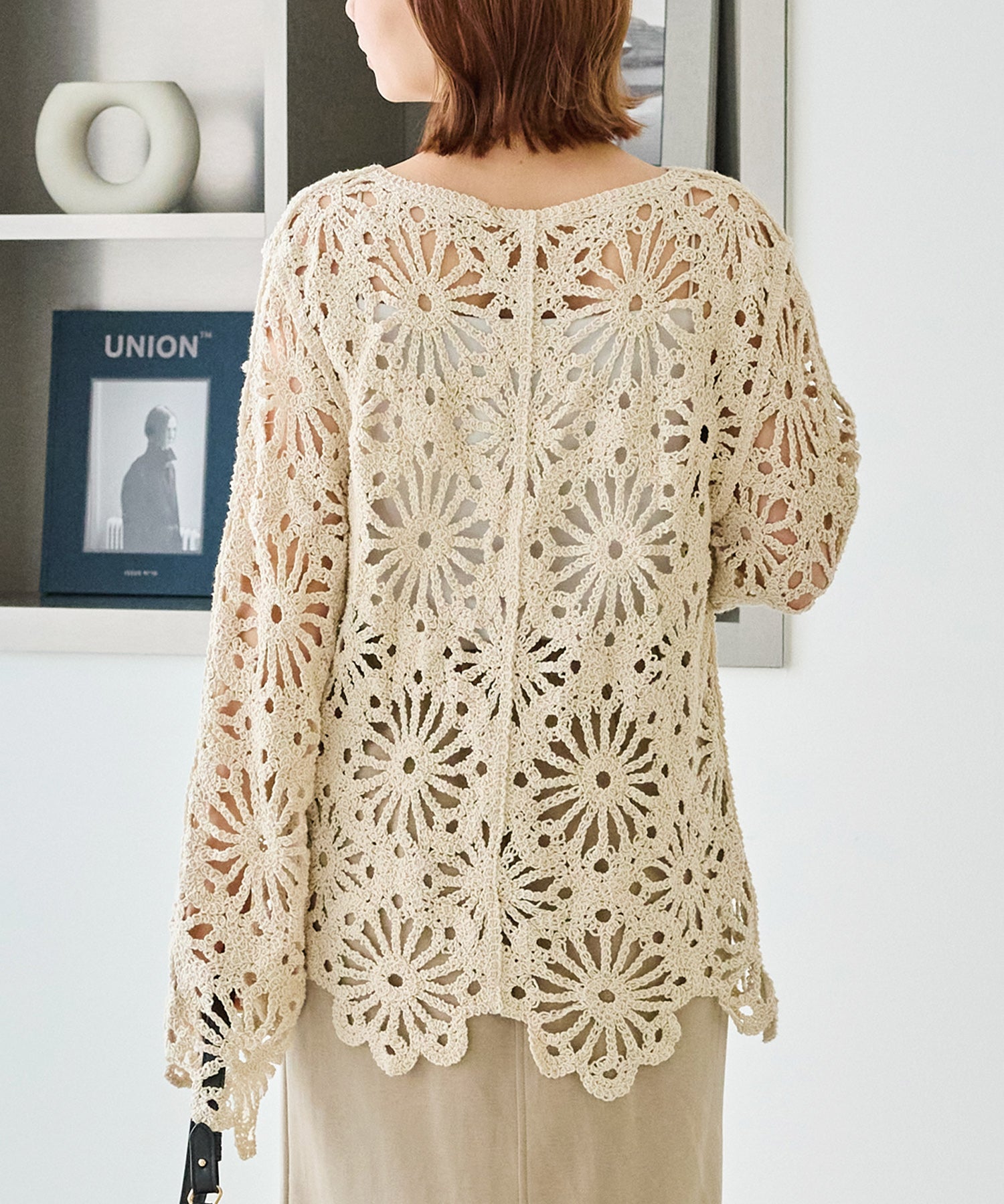 クロシェニットプルオーバー