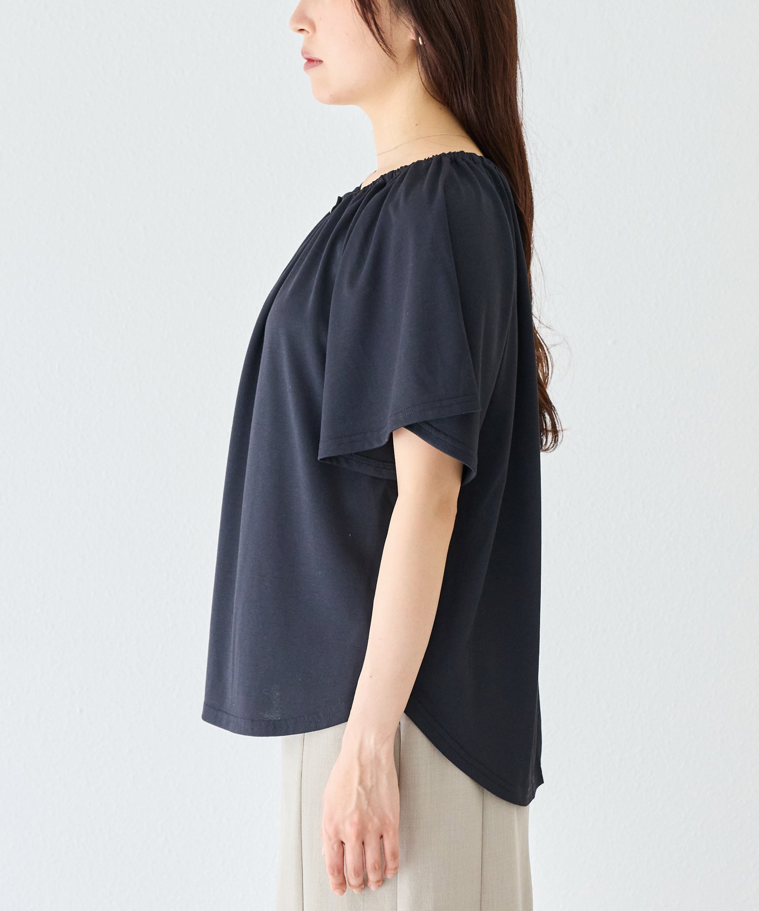 サイド　model:162cm 着用サイズ:M