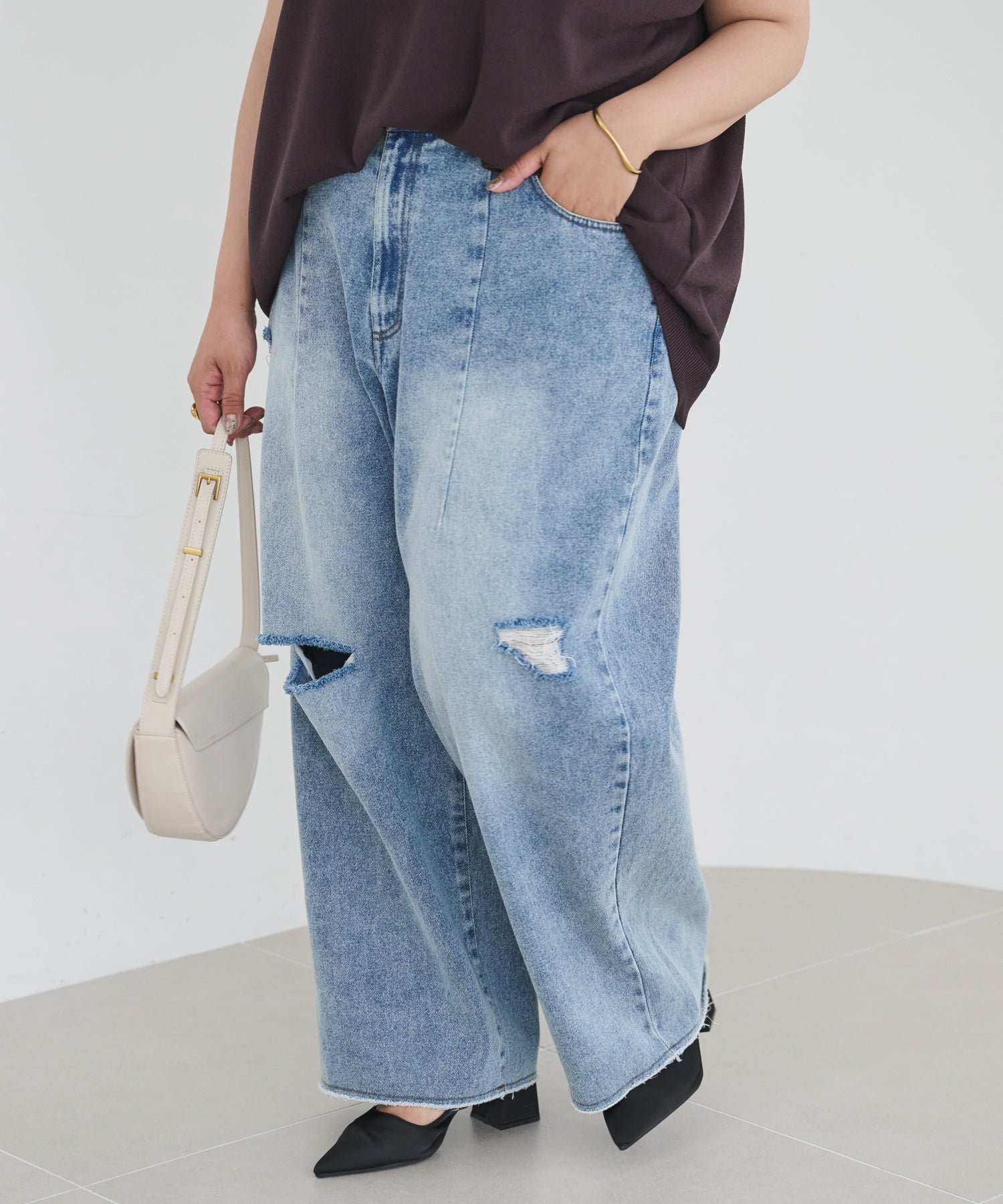 ブルー　model:162cm  着用サイズ:4L