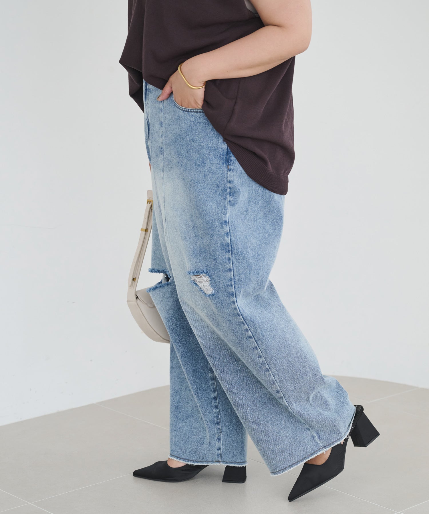 ブルー　model:162cm  着用サイズ:4L