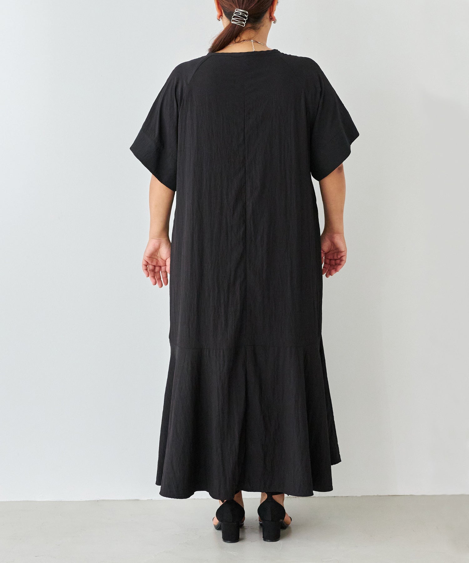 バック　model:161cm 着用サイズ:3L
