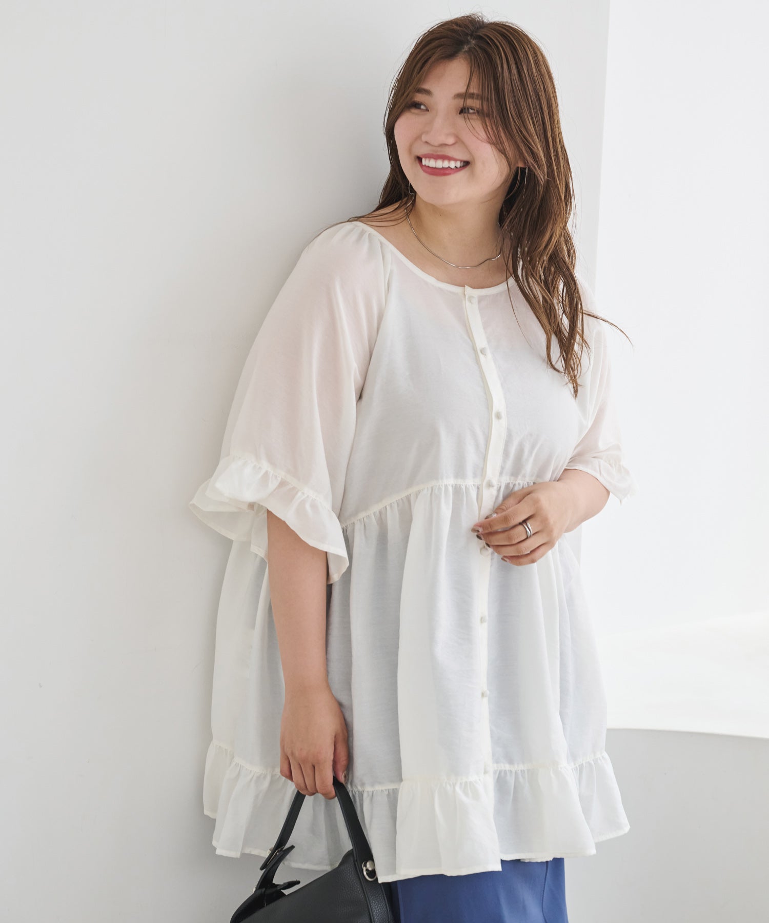 オフホワイト　model:162cm  着用サイズ:4L