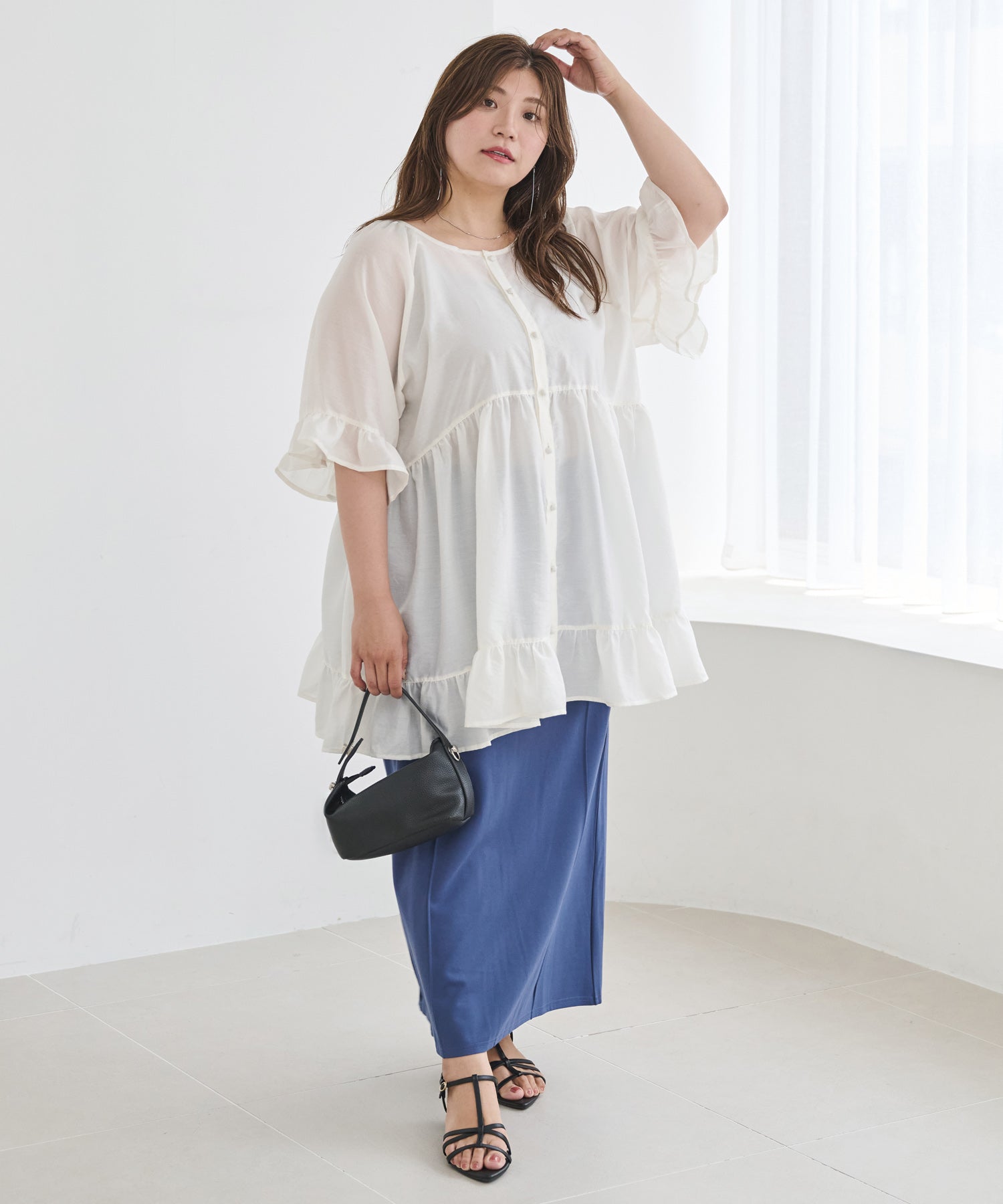 オフホワイト　model:162cm  着用サイズ:4L