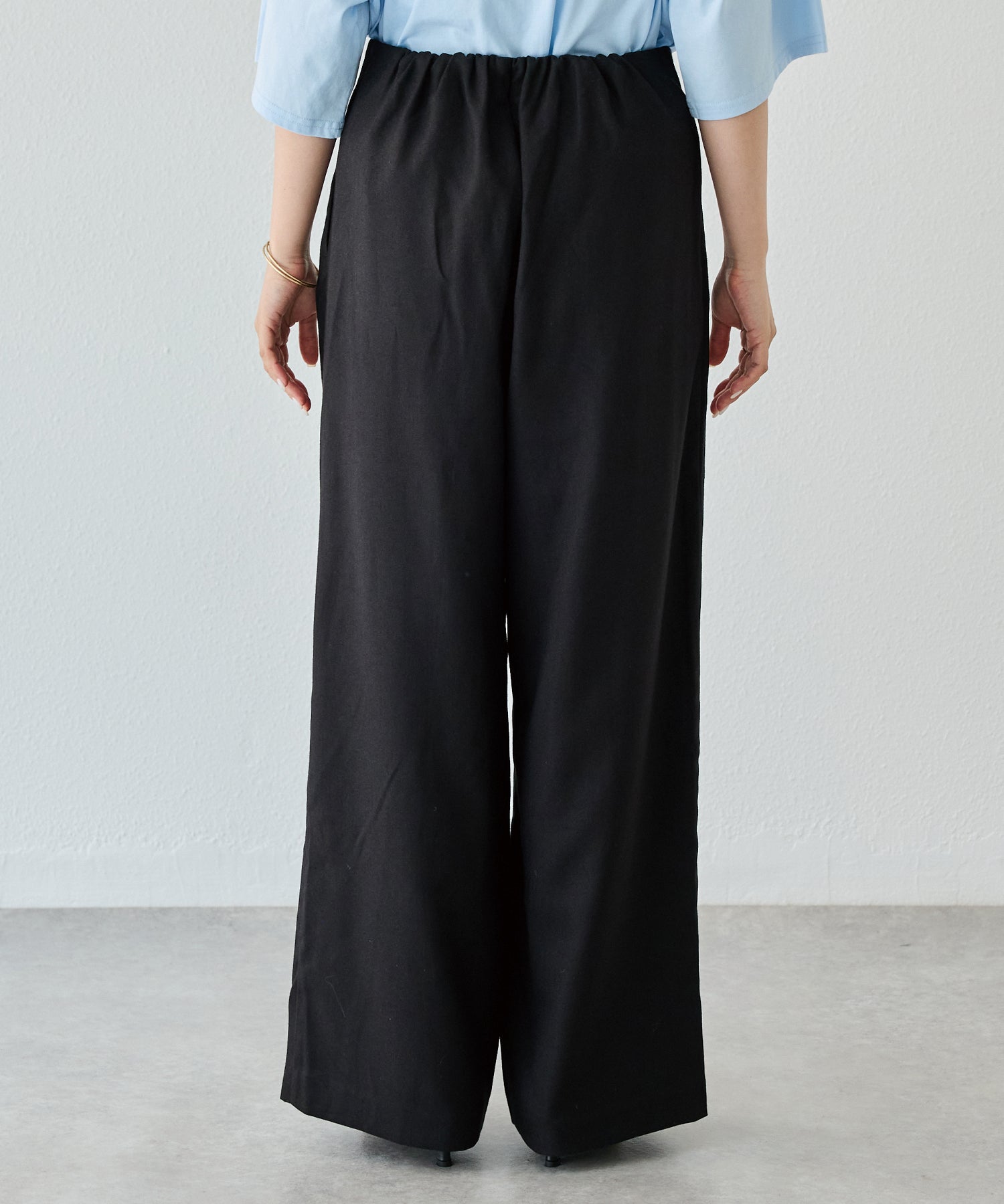 バック　model:156cm 着用サイズ:M