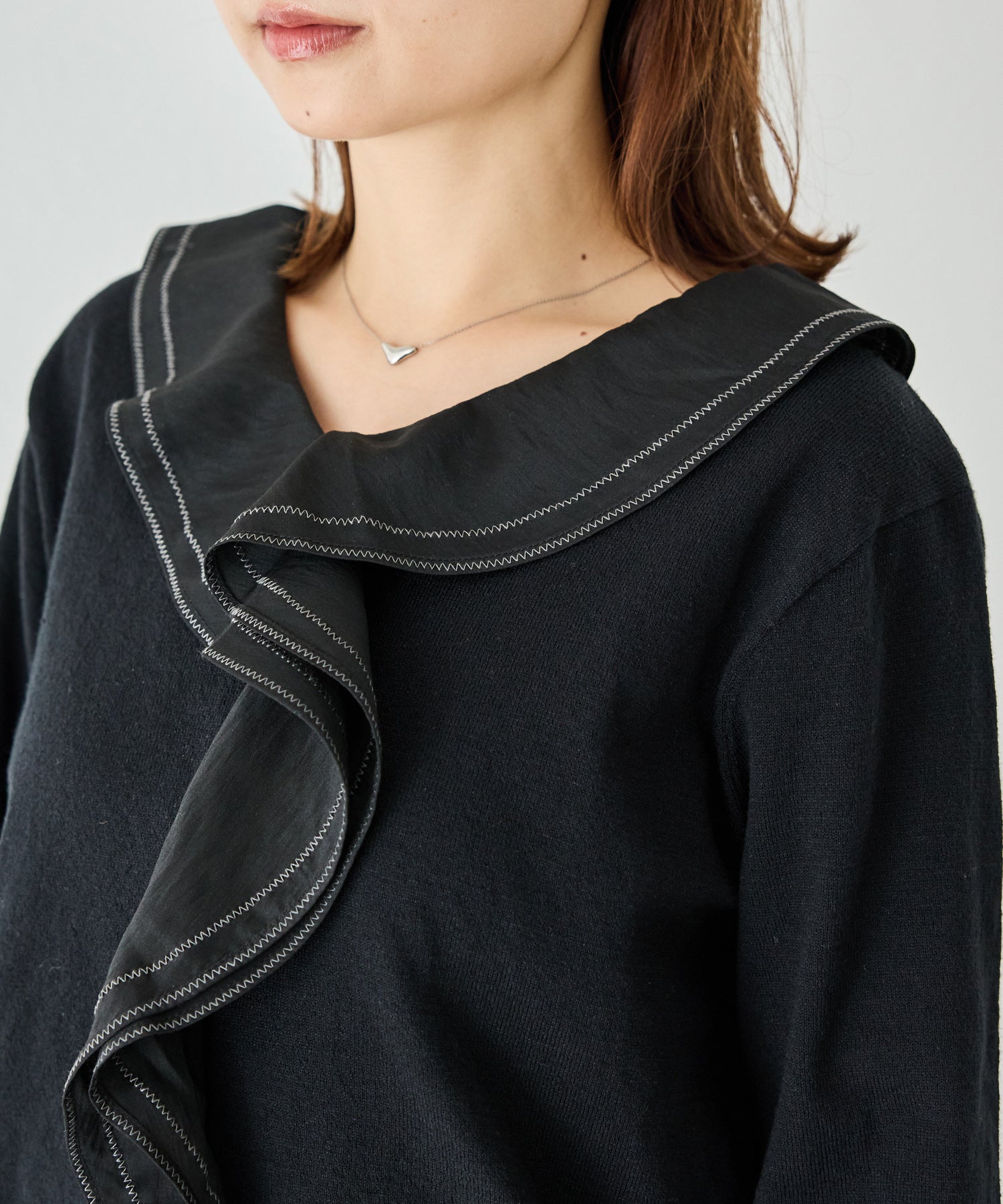 ラッフルデザイン