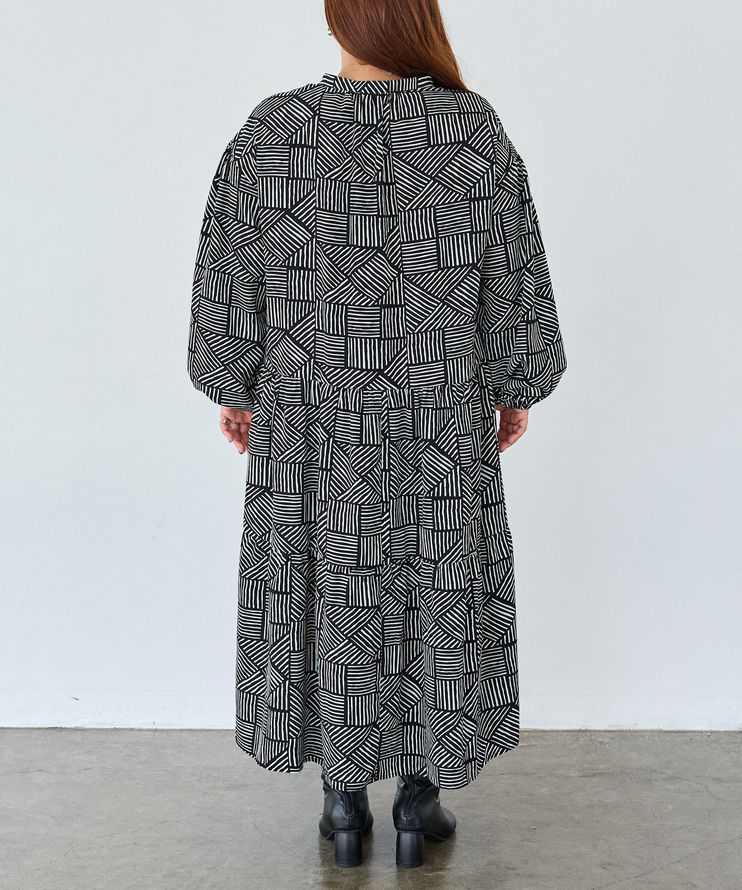 バック　model:161cm 着用サイズ:3L