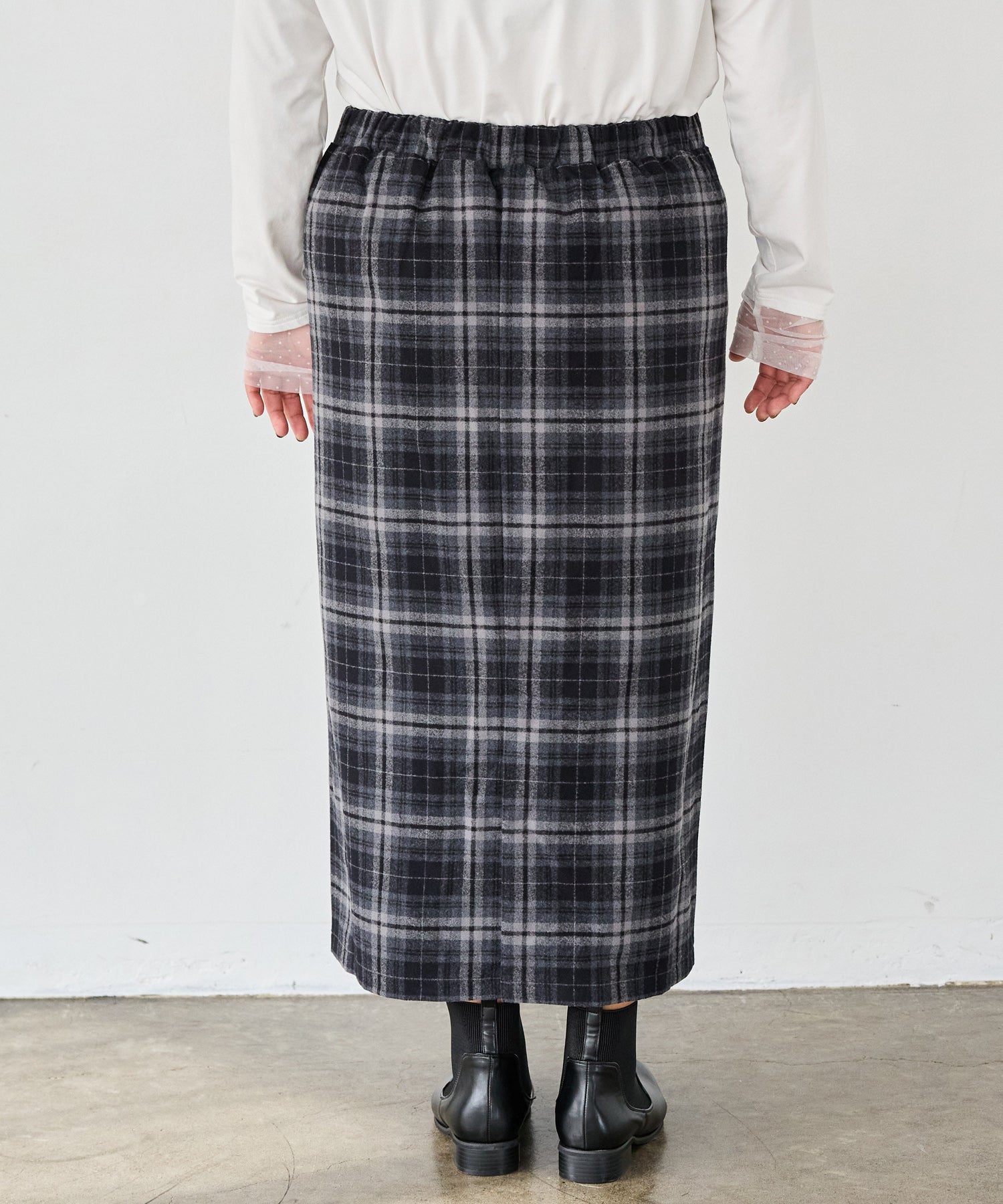 バック　model:161cm 着用サイズ:3L