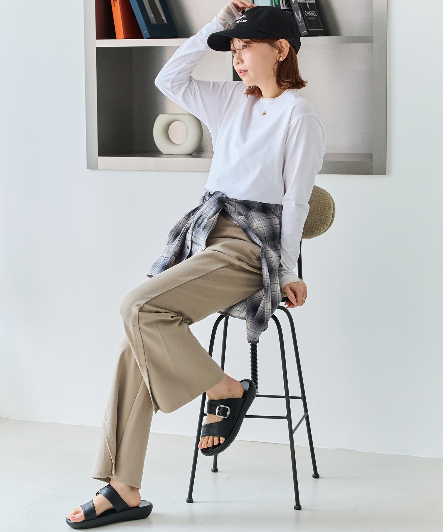 【ゆったり甲高】バックルストラップサンダル