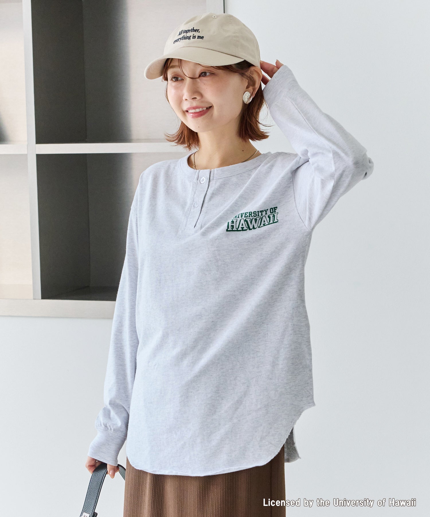 メッセージロゴ刺繍キャップ（深め・つば広）