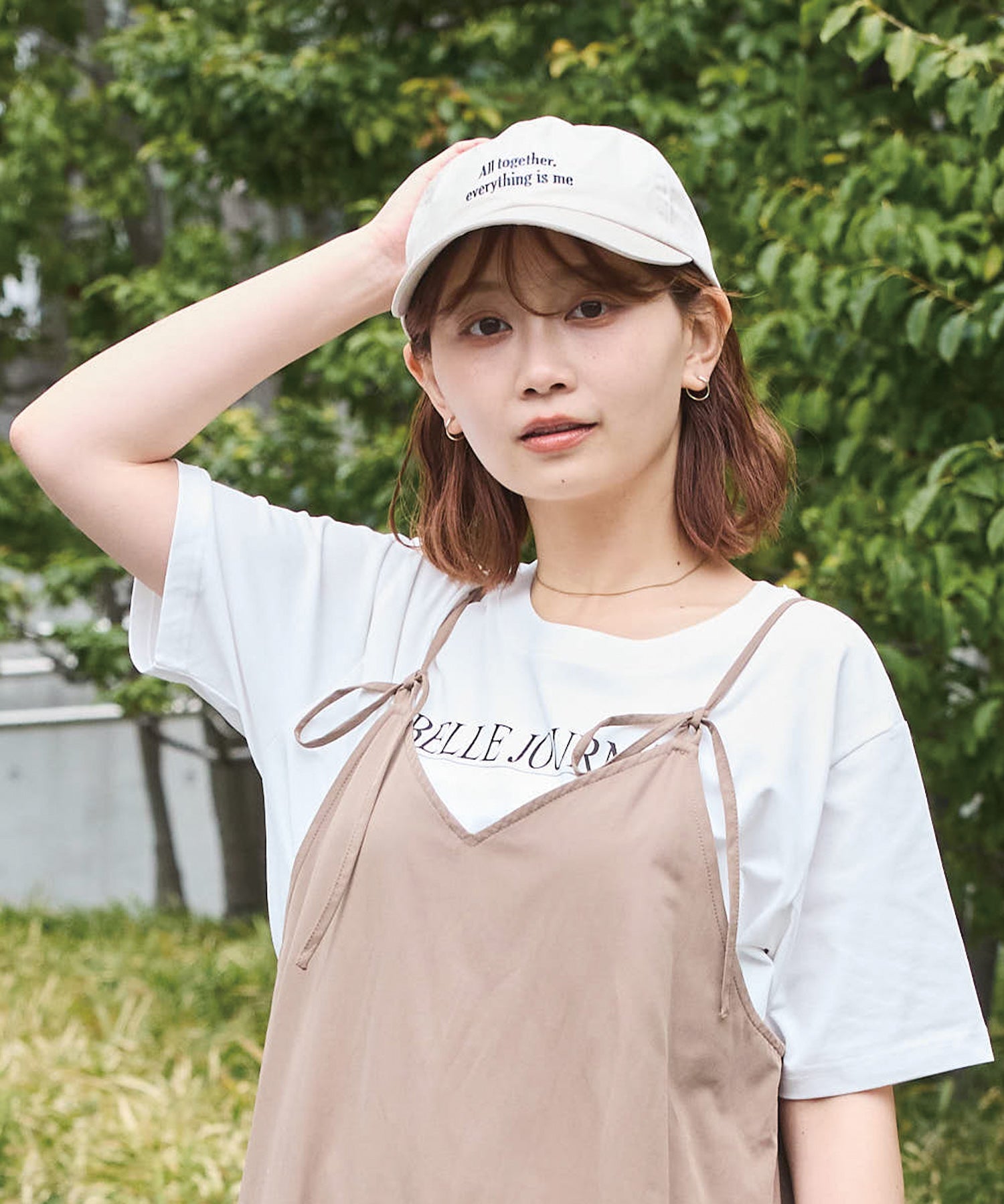 メッセージロゴ刺繍キャップ（深め・つば広）