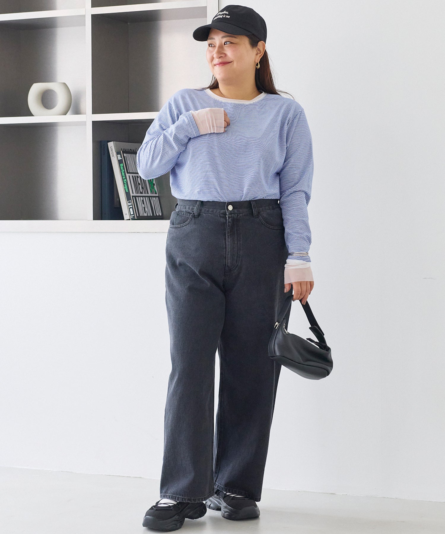 メッセージロゴ刺繍キャップ（深め・つば広）