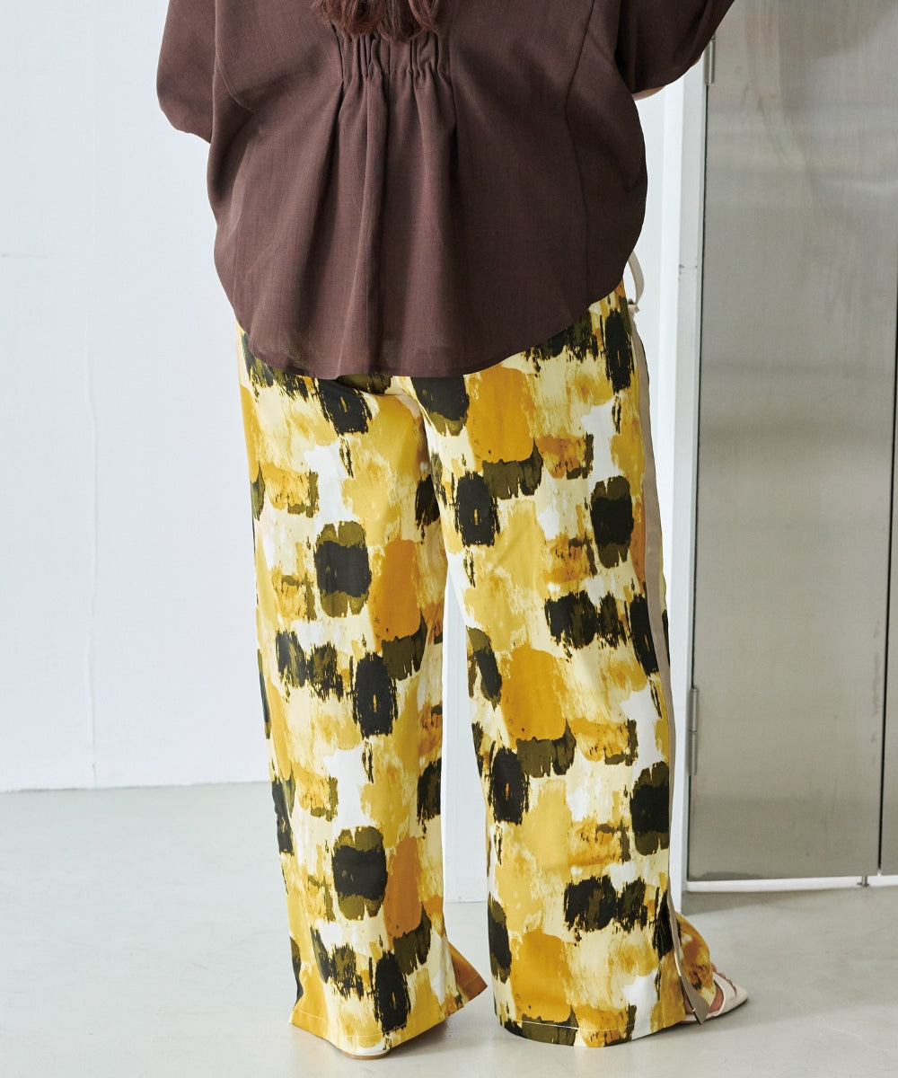 イエロー　model:161cm 着用サイズ:3L