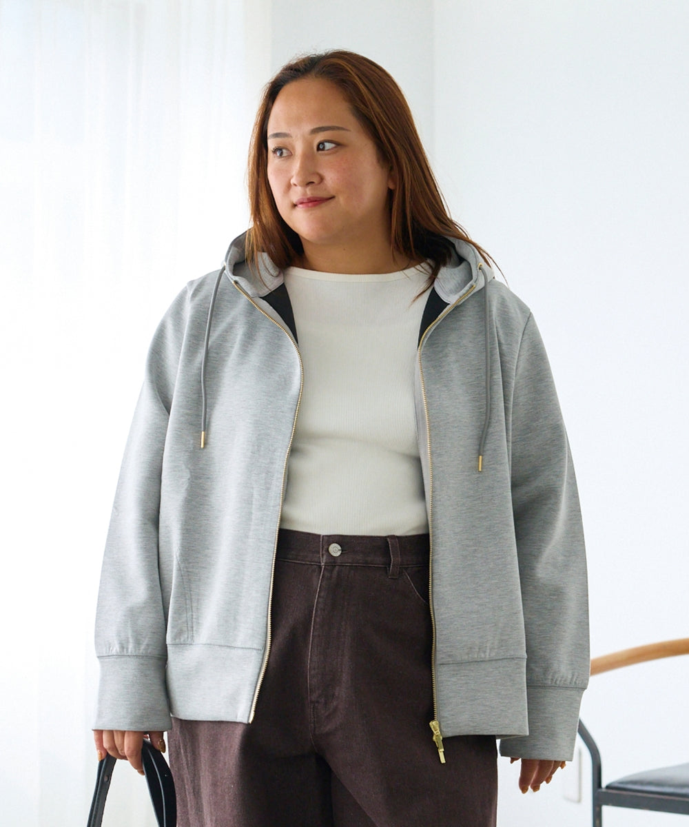 グレー　model:161cm 着用サイズ:3L