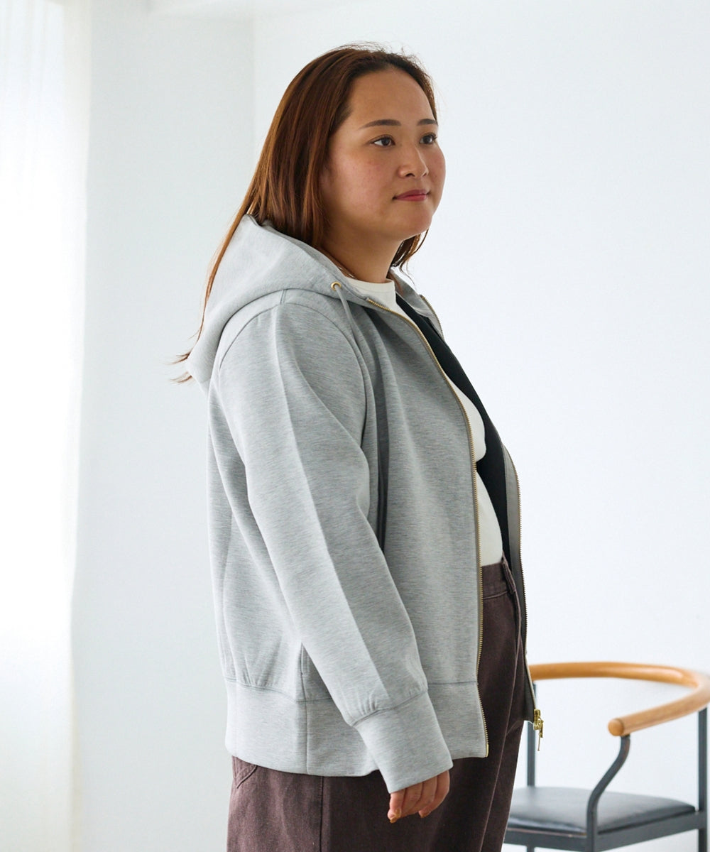 グレー　model:161cm 着用サイズ:3L