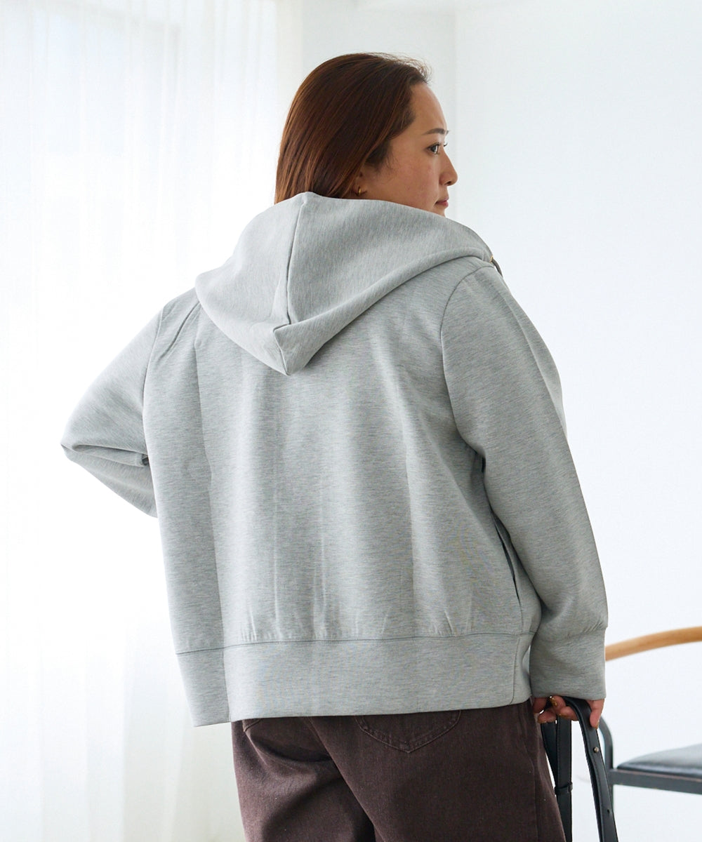グレー　model:161cm 着用サイズ:3L