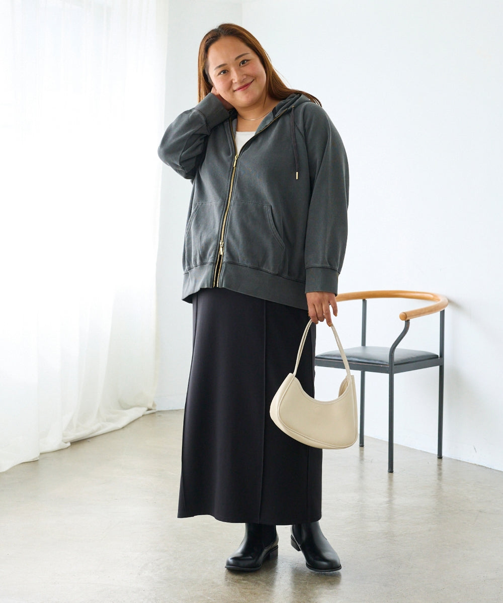 ブラック　model:161cm 着用サイズ:3L
