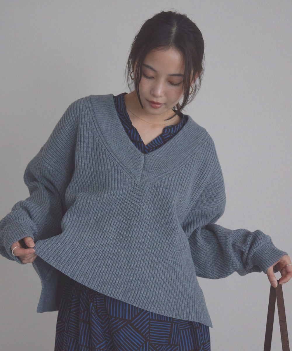 グレー　model:160cm 着用サイズ:F